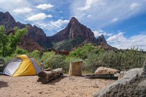 Lire la suite à propos de l’article Comment nettoyer une tente de camping ?