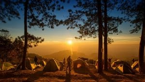 Lire la suite à propos de l’article Les accessoires et équipements indispensables pour le camping