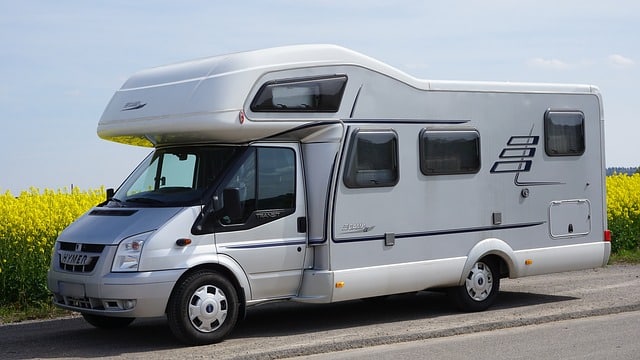 You are currently viewing Voyager sur la route en tiny house mobile ou camping car : prévoir les aléas !