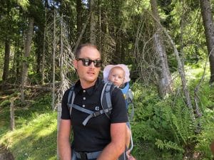 Lire la suite à propos de l’article Comment choisir son porte-bébé de randonnée ?