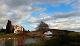 Tourisme fluvial en France : 3 idées d’escapades entre amis !