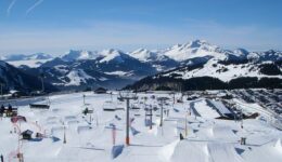 Quelle station pour des vacances au ski en janvier dans les Alpes ?