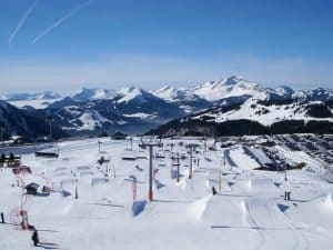 Lire la suite à propos de l’article Quelle station pour des vacances au ski en janvier dans les Alpes ?