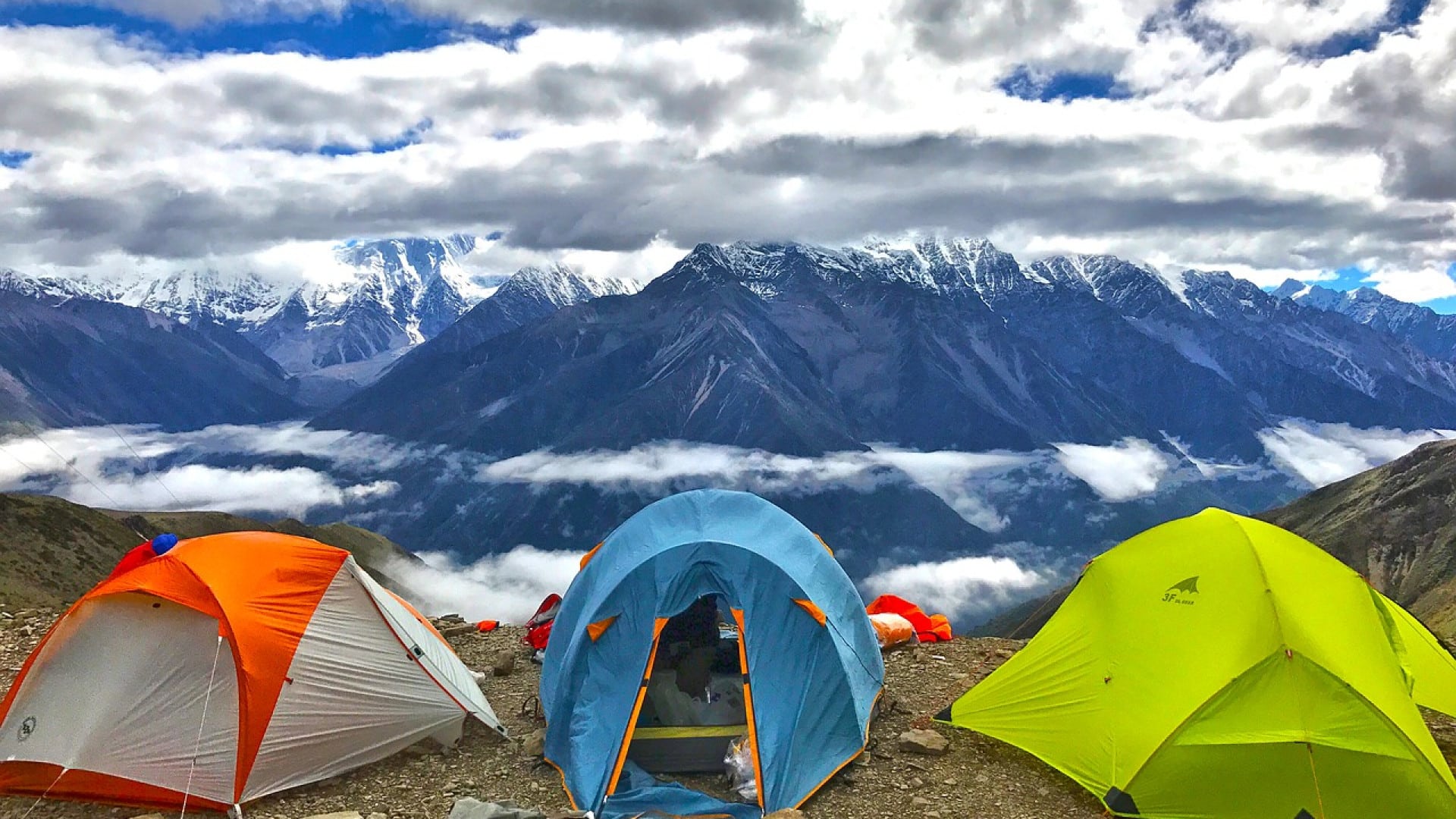 You are currently viewing Comment choisir un emplacement de camping paisible ? | Les bons réflexes !