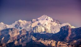 Haute montagne : vue générale des chaînes de montagnes en Europe