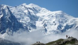 5 bonnes raisons d’offrir un vol en hélicoptère au dessus du Mont Blanc à un amoureux de la montagne