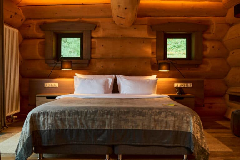 Pourquoi dormir avec une couette de camping dans un bungalow ?