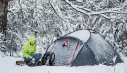 Nuit très froide au camping : les bons réflexes dans la tente !